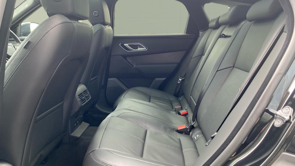 Land Rover Range Rover Velar 2.0 D200 MHEV Dynamic SE 5dr Auto Diesel Estate - Image 4