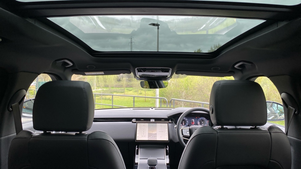 Land Rover Range Rover Velar 2.0 D200 MHEV Dynamic SE 5dr Auto Diesel Estate - Image 27