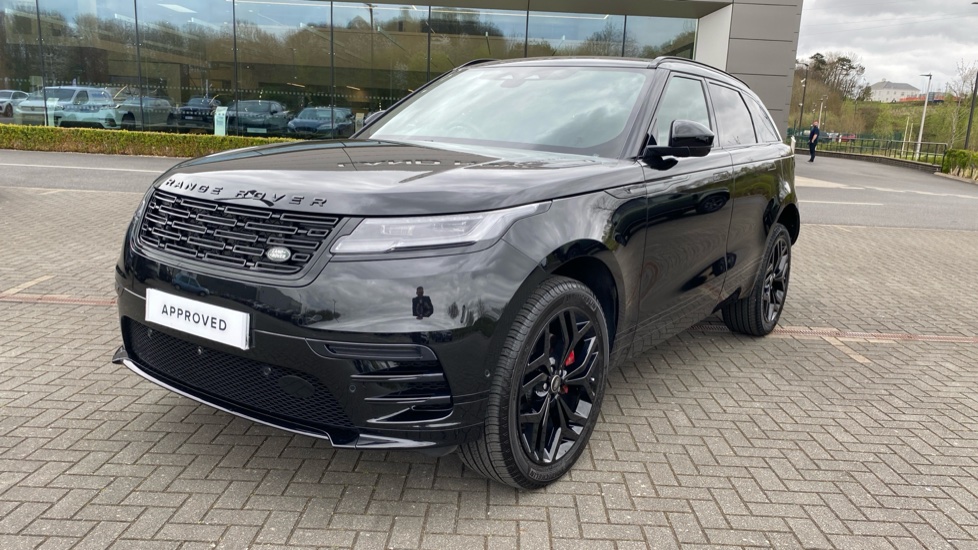 Land Rover Range Rover Velar 2.0 D200 MHEV Dynamic SE 5dr Auto Diesel Estate - Image 32