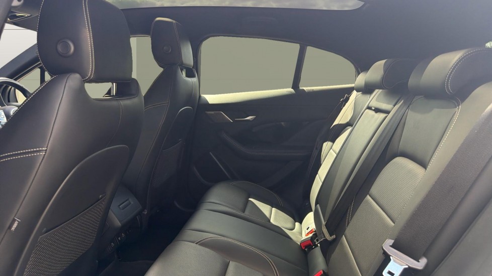 Jaguar I-Pace 294kW EV400 R-Dynamic SE Black 90kWh 5dr Auto Electric Estate - Image 4