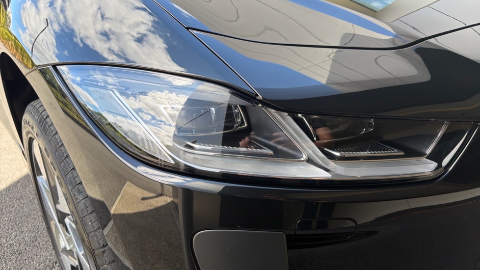 Jaguar I-Pace 294kW EV400 R-Dynamic SE Black 90kWh 5dr Auto Electric Estate - Image 17