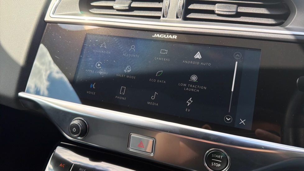 Jaguar I-Pace 294kW EV400 R-Dynamic SE Black 90kWh 5dr Auto Electric Estate - Image 35