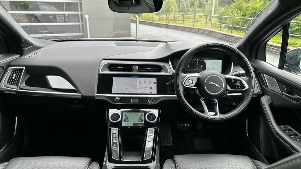 Jaguar I-Pace 294kW EV400 HSE Black 90kWh 5dr Auto 11kW Charger Electric Estate - Image 9