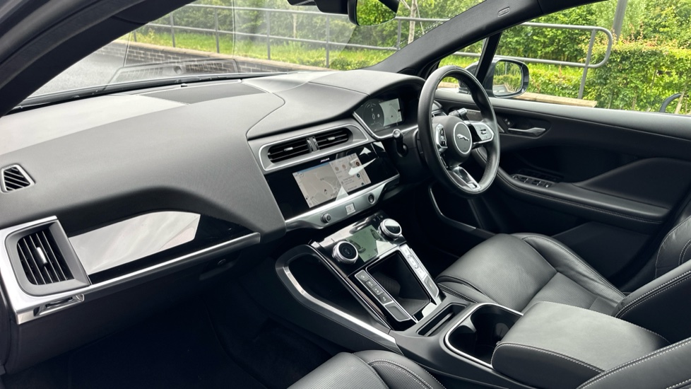 Jaguar I-Pace 294kW EV400 HSE Black 90kWh 5dr Auto 11kW Charger Electric Estate - Image 30