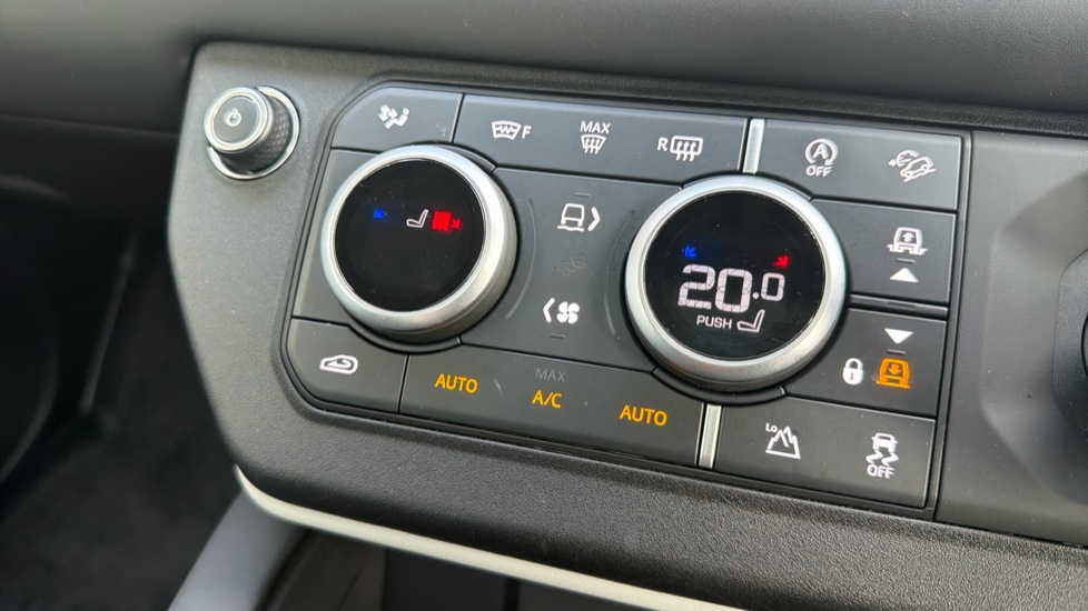 Land Rover Defender 3.0 D250 XS Edition 110 5dr Auto Diesel Estate - Image 33