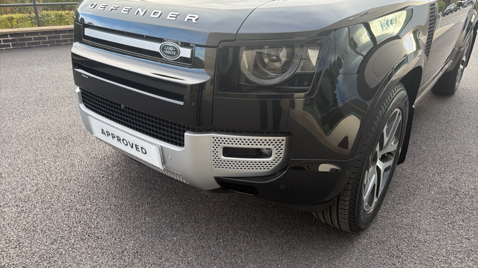 Land Rover Defender 3.0 D250 XS Edition 110 5dr Auto Diesel Estate - Image 53