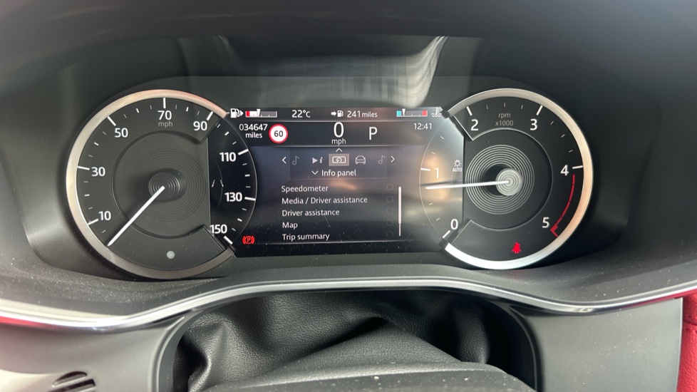 Jaguar F-Pace 2.0 D200 R-Dynamic Black 5dr Auto AWD Diesel Estate - Image 42