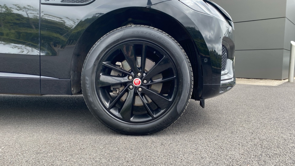Jaguar F-Pace 2.0 D200 R-Dynamic S 5dr Auto AWD Diesel Estate - Image 8