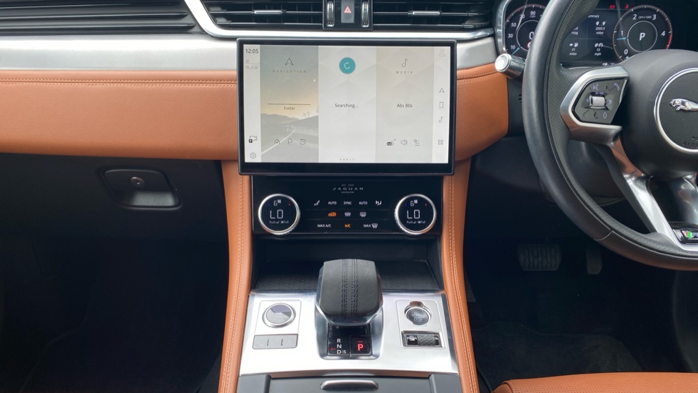 Jaguar F-Pace 2.0 D200 R-Dynamic S 5dr Auto AWD Diesel Estate - Image 14