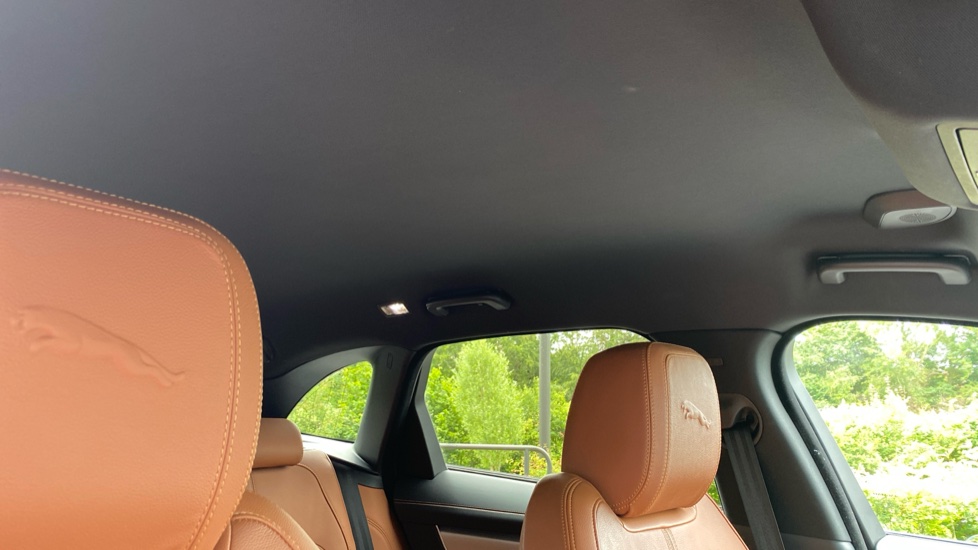 Jaguar F-Pace 2.0 D200 R-Dynamic S 5dr Auto AWD Diesel Estate - Image 33