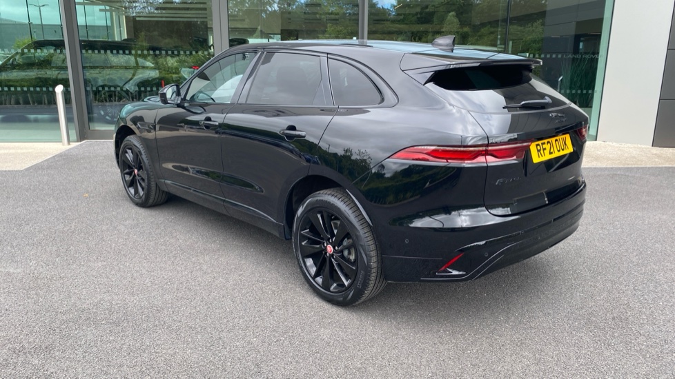 Jaguar F-Pace 2.0 D200 R-Dynamic S 5dr Auto AWD Diesel Estate - Image 34