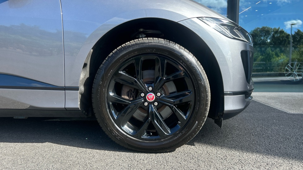 Jaguar I-Pace 294kW EV400 Black 90kWh 5dr Auto [11kW Charger] Electric Estate - Image 8