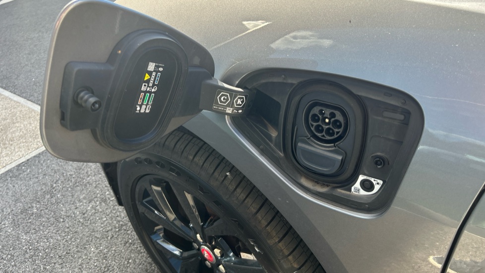 Jaguar I-Pace 294kW EV400 Black 90kWh 5dr Auto [11kW Charger] Electric Estate - Image 52