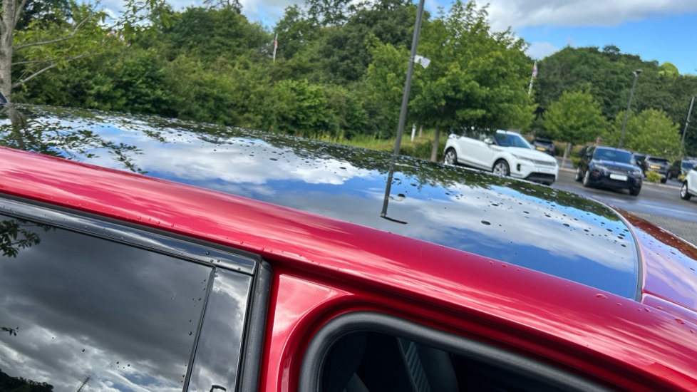 Land Rover Discovery Sport 1.5 P300e R-Dynamic SE 5dr Auto [5 Seat] Station Wagon - Image 35