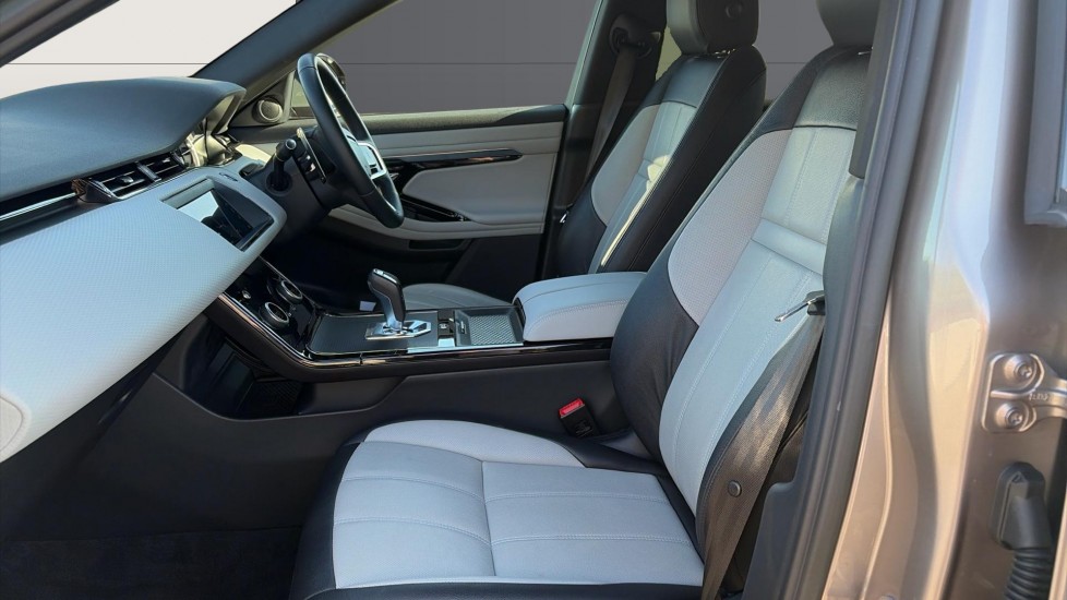 Land Rover Range Rover Evoque 2.0 D200 R-Dynamic S 5dr Auto Diesel Hatchback - Image 3