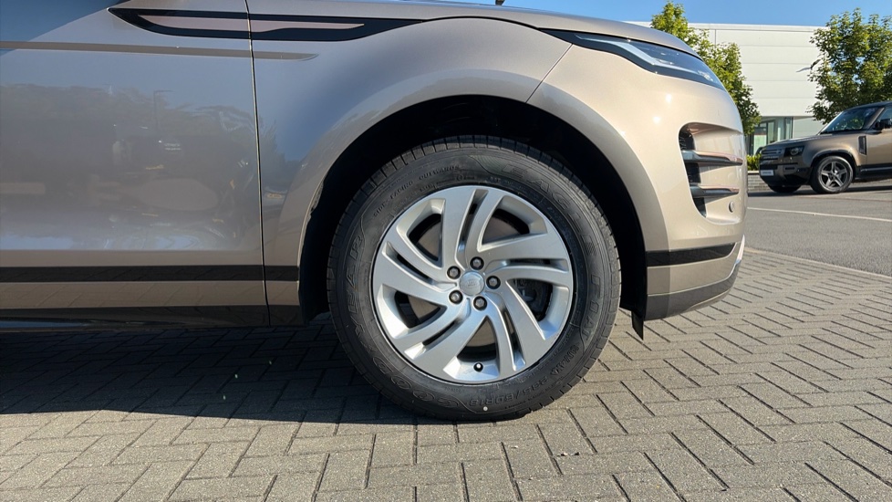 Land Rover Range Rover Evoque 2.0 D200 R-Dynamic S 5dr Auto Diesel Hatchback - Image 8