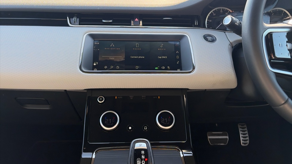 Land Rover Range Rover Evoque 2.0 D200 R-Dynamic S 5dr Auto Diesel Hatchback - Image 14