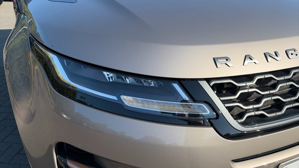 Land Rover Range Rover Evoque 2.0 D200 R-Dynamic S 5dr Auto Diesel Hatchback - Image 17