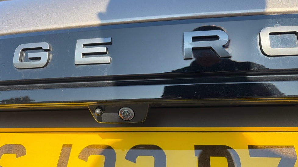 Land Rover Range Rover Evoque 2.0 D200 R-Dynamic S 5dr Auto Diesel Hatchback - Image 34