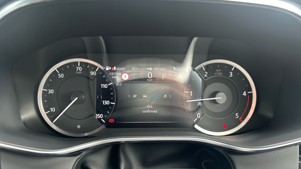 Jaguar F-Pace 2.0 D200 R-Dynamic SE 5dr Auto AWD Diesel Estate - Image 55