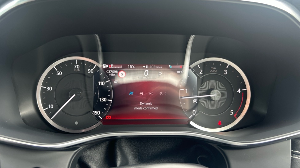 Jaguar F-Pace 2.0 D200 R-Dynamic SE 5dr Auto AWD Diesel Estate - Image 56