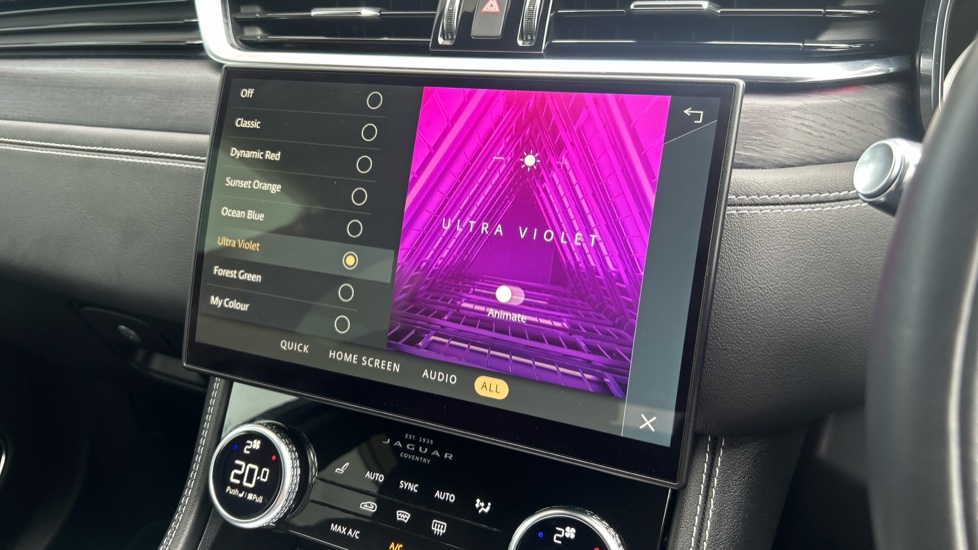 Jaguar F-Pace 2.0 D200 R-Dynamic SE 5dr Auto AWD Diesel Estate - Image 61