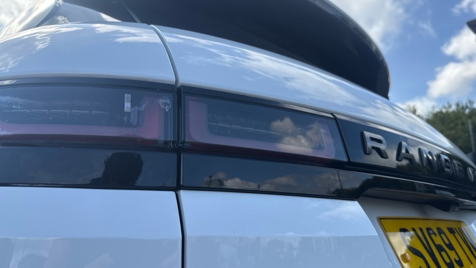 Land Rover Range Rover Evoque 2.0 D150 R-Dynamic S 5dr 2WD Diesel Hatchback - Image 19