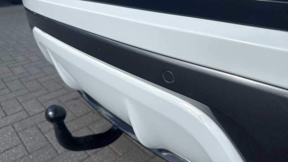 Land Rover Range Rover Evoque 2.0 D150 R-Dynamic S 5dr 2WD Diesel Hatchback - Image 29
