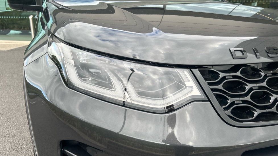 Land Rover Discovery Sport 2.0 D200 Dynamic SE 5dr Auto [7 Seat] Diesel Station Wagon - Image 17