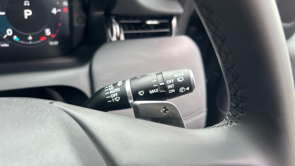 Land Rover Discovery Sport 2.0 D200 Dynamic SE 5dr Auto [7 Seat] Diesel Station Wagon - Image 50