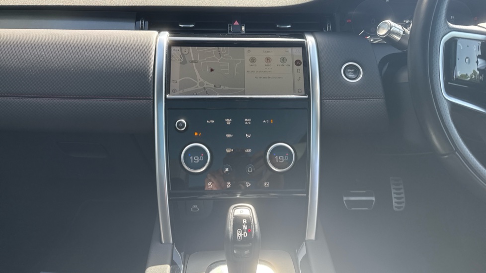 Land Rover Discovery Sport 1.5 P300e R-Dynamic SE 5dr Auto [5 Seat] Station Wagon - Image 14