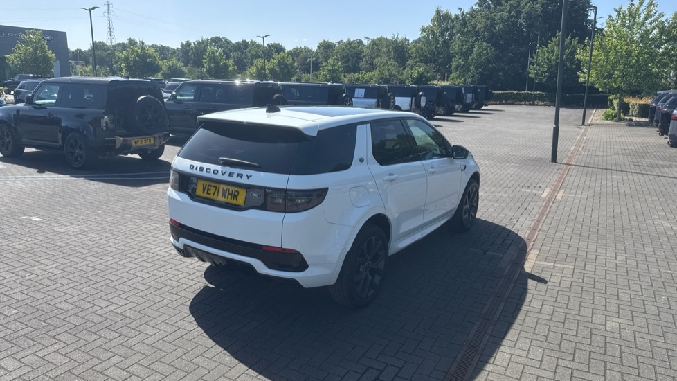 Land Rover Discovery Sport 1.5 P300e R-Dynamic SE 5dr Auto [5 Seat] Station Wagon - Image 28
