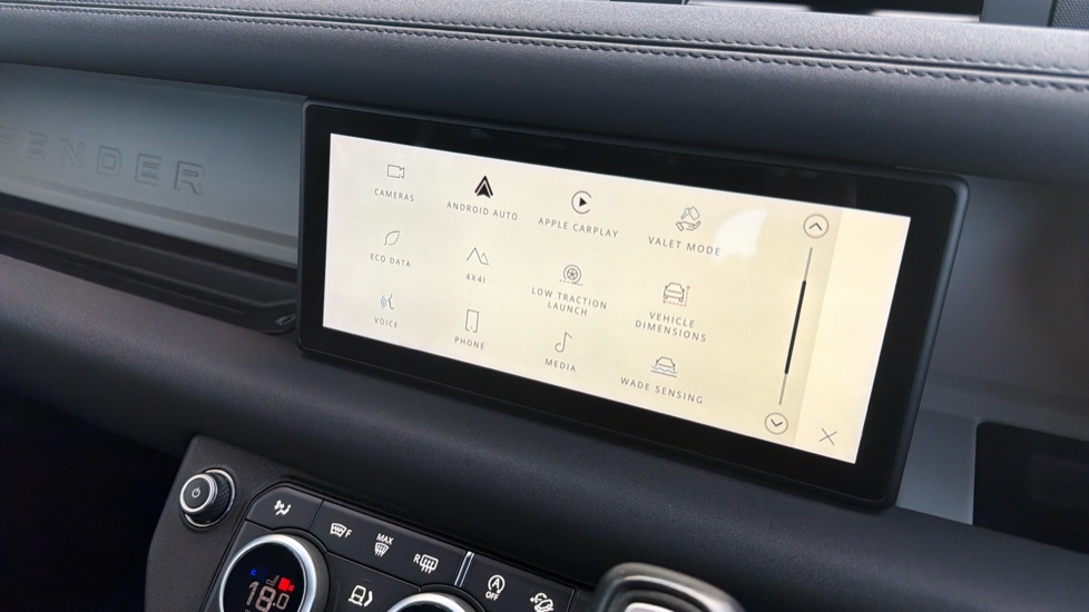 Land Rover Defender 3.0 D250 X-Dynamic S 110 5dr Auto [7 Seat] Diesel Estate - Image 30