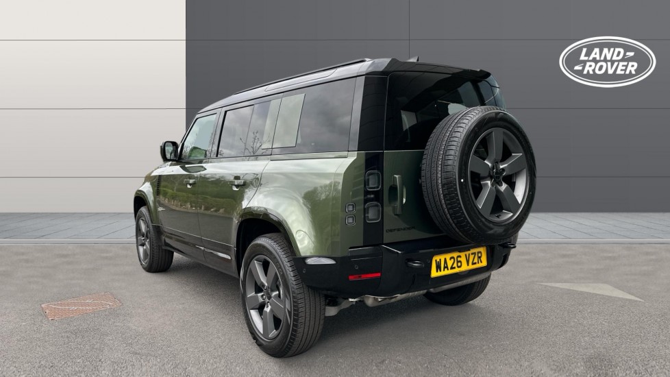 Land Rover Defender 3.0 D250 X-Dynamic HSE 110 5dr Auto Diesel Estate - Image 2