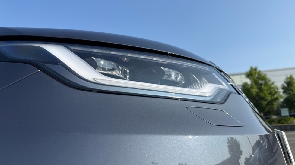 Land Rover Discovery 3.0 D350 Gemini 5dr Auto Diesel Station Wagon - Image 17