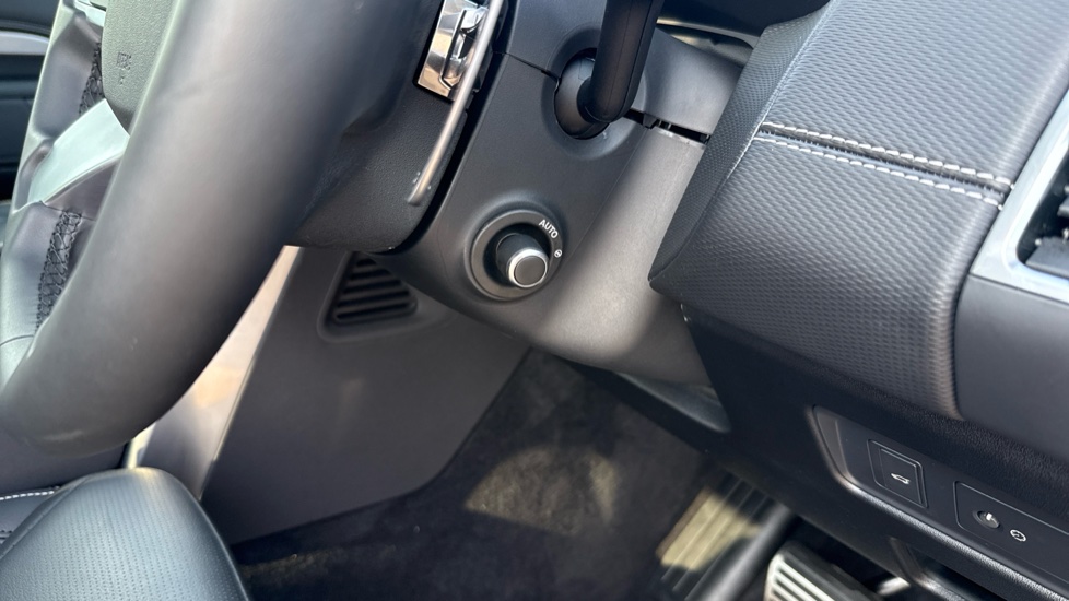 Land Rover Discovery 3.0 D350 Gemini 5dr Auto Diesel Station Wagon - Image 48