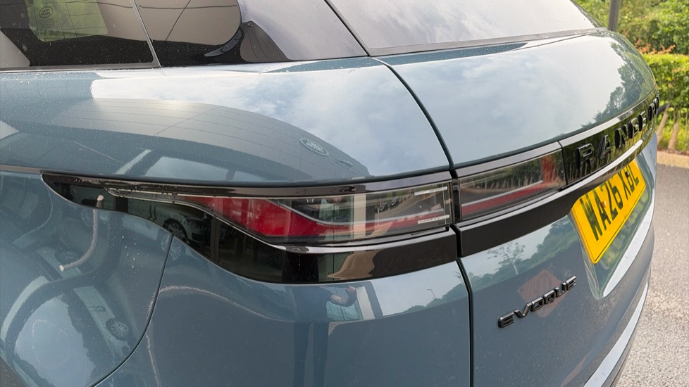 Land Rover Range Rover Evoque 2.0 D200 Edition 5dr Auto Diesel Hatchback - Image 19