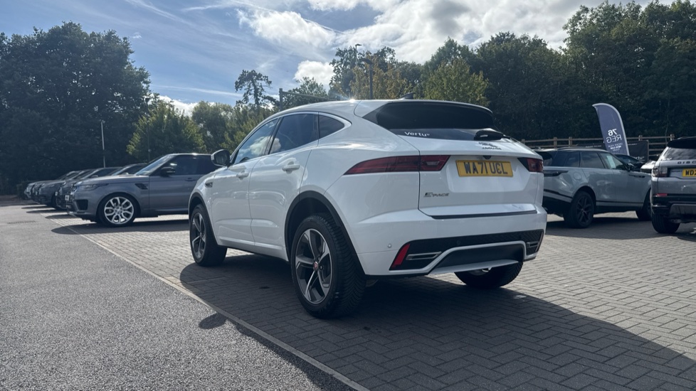 Jaguar E-Pace 2.0 D165 R-Dynamic SE 5dr Auto Diesel Estate - Image 24