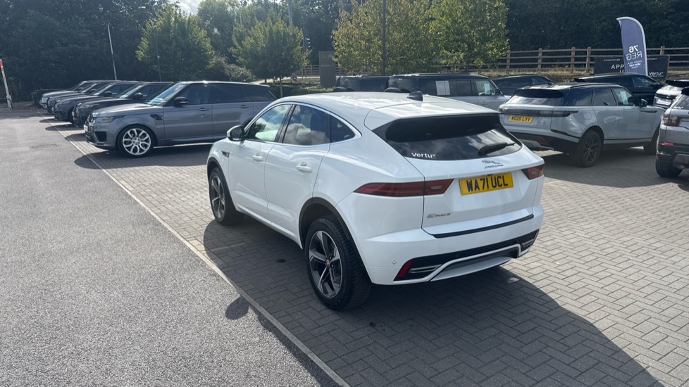 Jaguar E-Pace 2.0 D165 R-Dynamic SE 5dr Auto Diesel Estate - Image 25