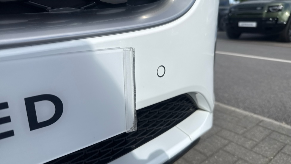 Jaguar E-Pace 2.0 D165 R-Dynamic SE 5dr Auto Diesel Estate - Image 31