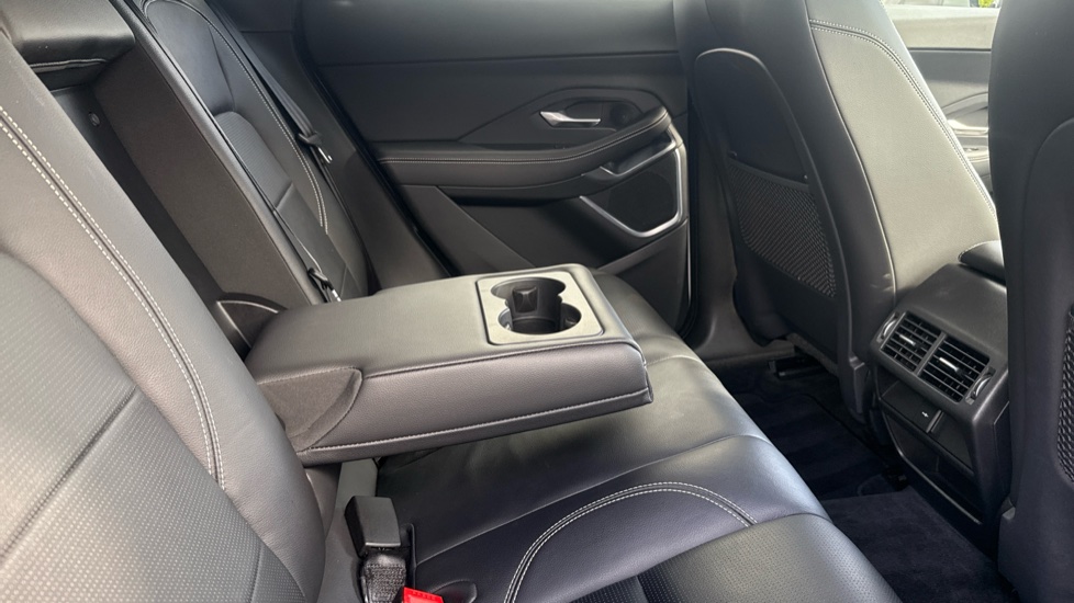 Jaguar E-Pace 2.0 D165 R-Dynamic SE 5dr Auto Diesel Estate - Image 37