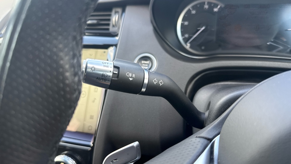Jaguar E-Pace 2.0 D165 R-Dynamic SE 5dr Auto Diesel Estate - Image 47