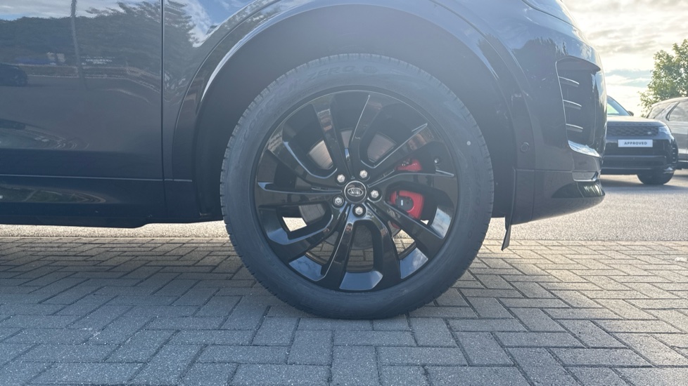 Land Rover Discovery Sport 1.5 P270e Dynamic HSE 5dr Auto [5 Seat] Station Wagon - Image 8