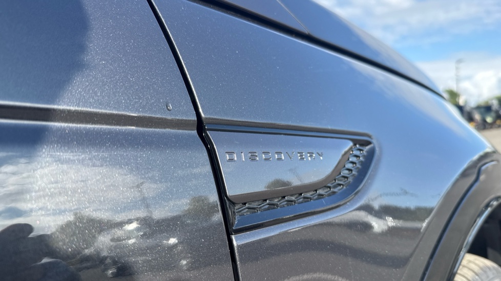 Land Rover Discovery Sport 1.5 P270e Dynamic HSE 5dr Auto [5 Seat] Station Wagon - Image 20