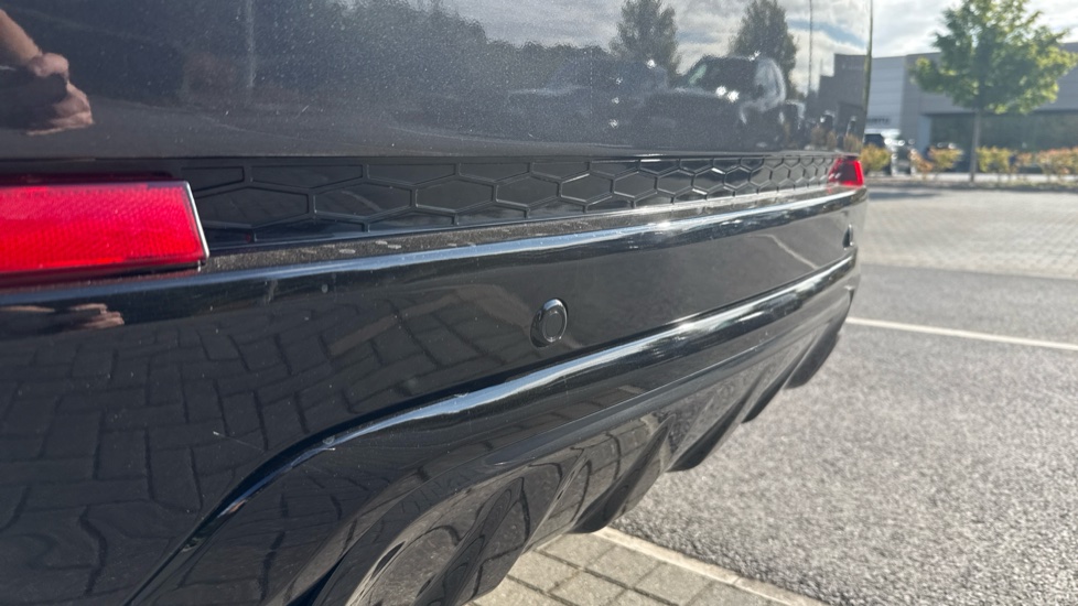 Land Rover Discovery Sport 1.5 P270e Dynamic HSE 5dr Auto [5 Seat] Station Wagon - Image 29