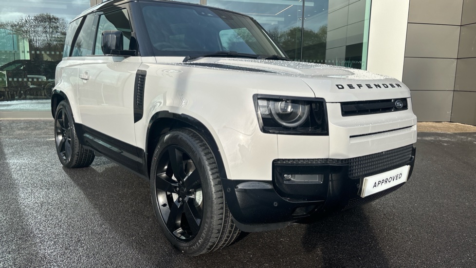 Land Rover Defender 3.0 D350 X-Dynamic HSE 90 3dr Auto Diesel Estate - Image 21