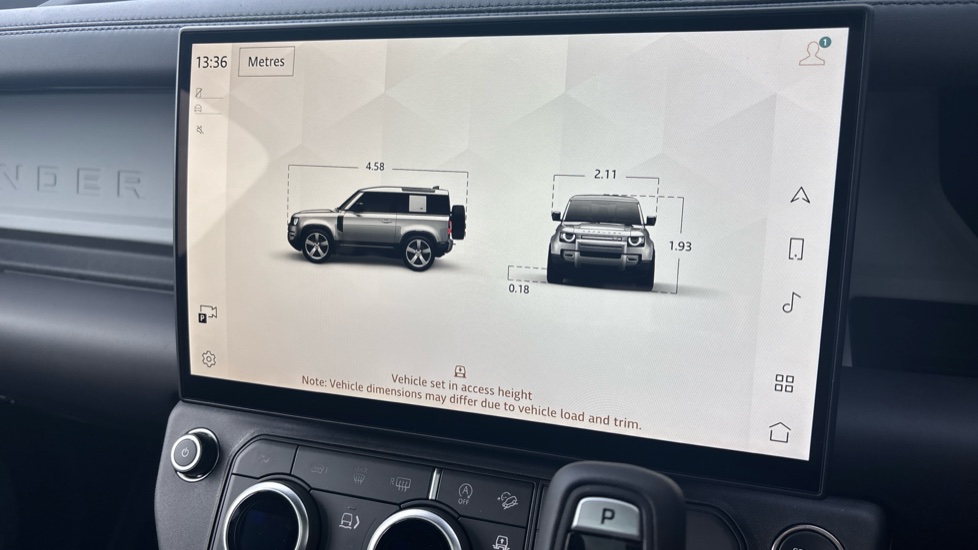 Land Rover Defender 3.0 D350 X-Dynamic HSE 90 3dr Auto Diesel Estate - Image 45