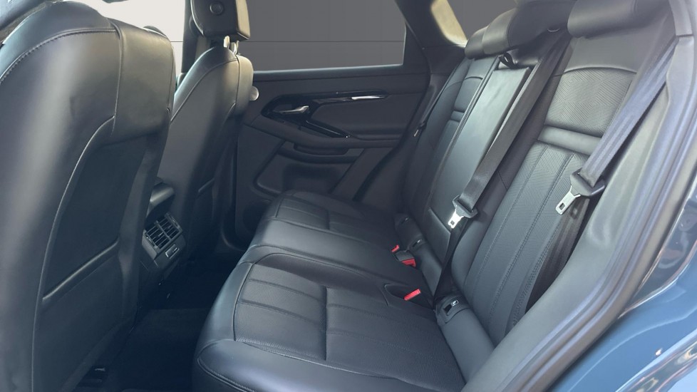 Land Rover Range Rover Evoque 2.0 D200 Autobiography 5dr Auto [Revised] Diesel Hatchback - Image 4