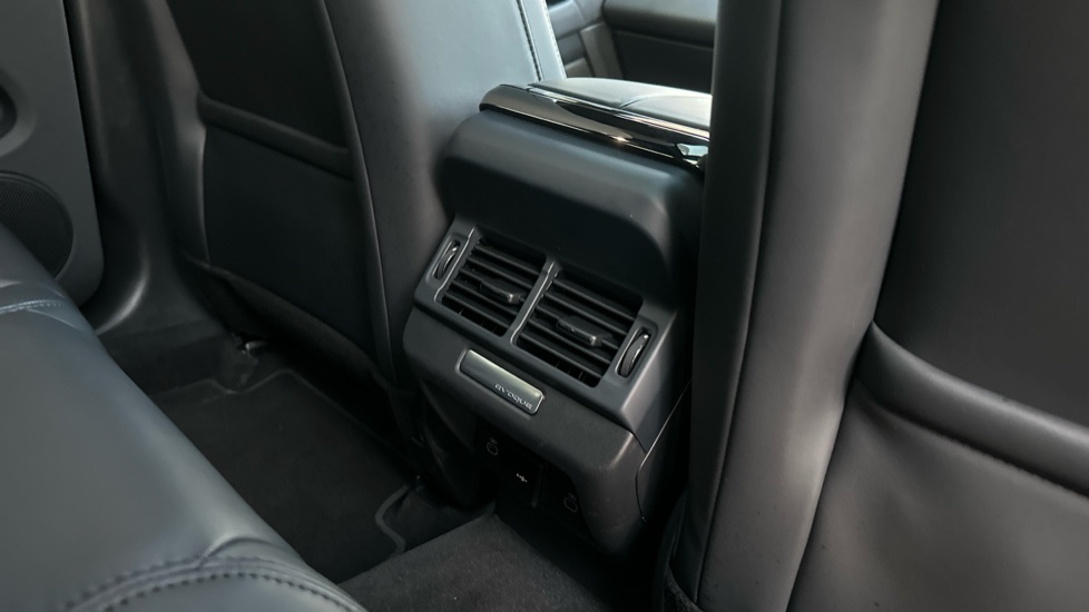 Land Rover Range Rover Evoque 2.0 D200 Autobiography 5dr Auto [Revised] Diesel Hatchback - Image 18