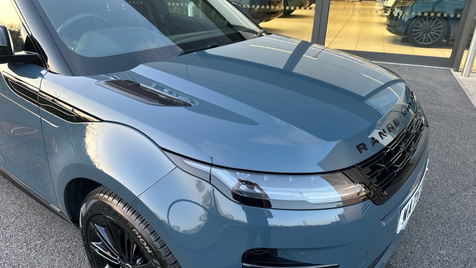Land Rover Range Rover Evoque 2.0 D200 Autobiography 5dr Auto [Revised] Diesel Hatchback - Image 26